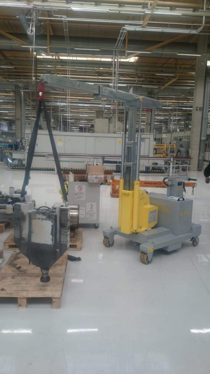 Electric Crane GB 500_TR VERTICAL Series for Molds up to 500 kg (1100 lbs)